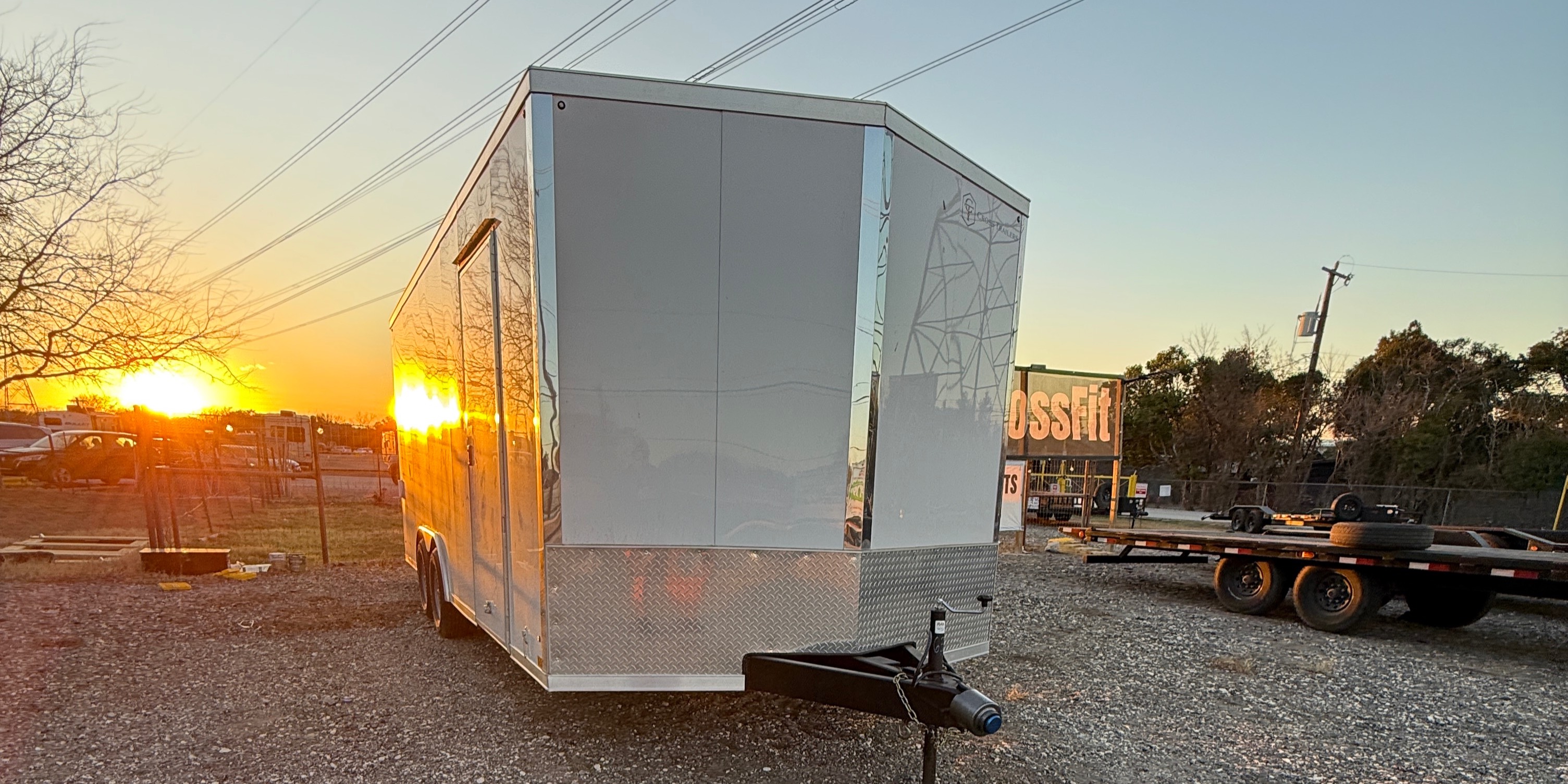 105x20 Enclosed Trailer w Winch Rental in San Antonio, TX