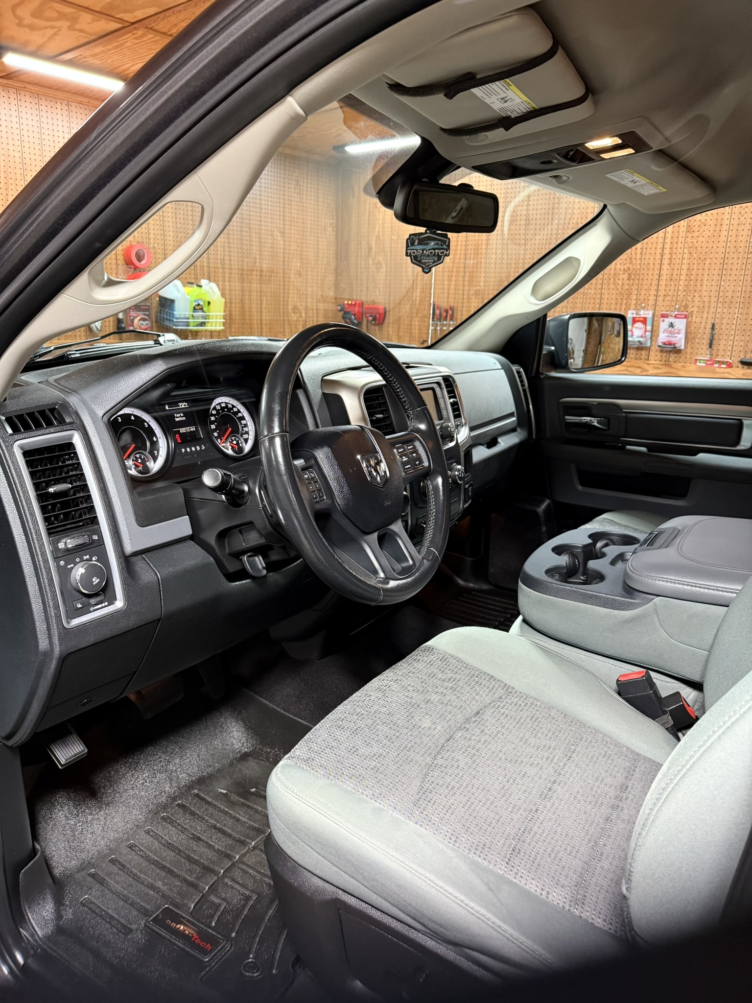 Top Notch Detailing - Photo 4