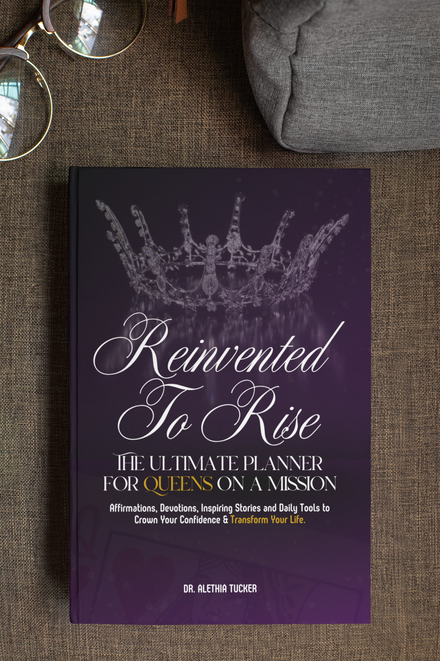 Pre-Order Your Premium Ultimate Planner for Queens on a Mission