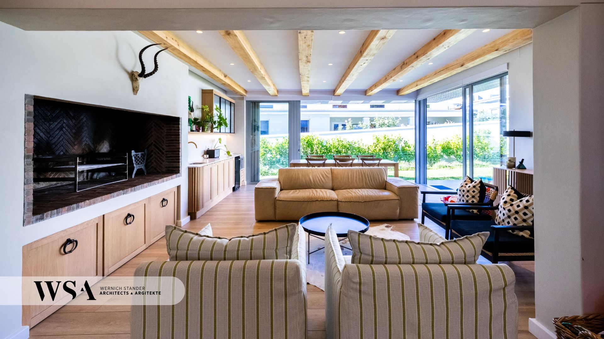 Private Residence image 11