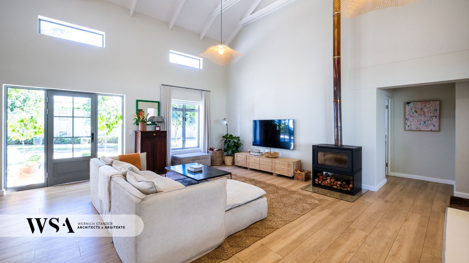 Private Residence image 13