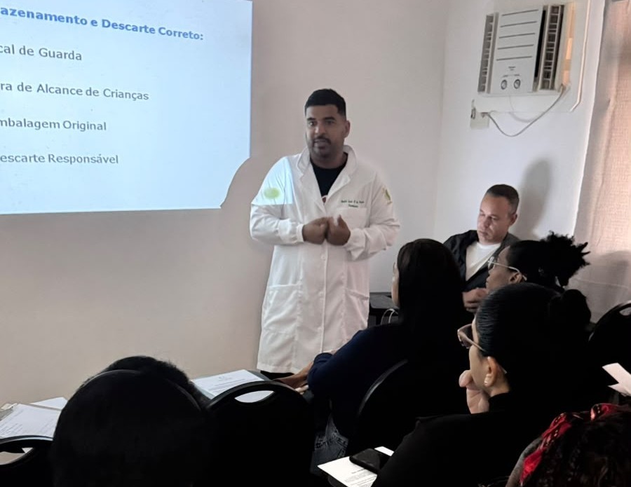 Auxiliar de Farmácia — DNA & Mente