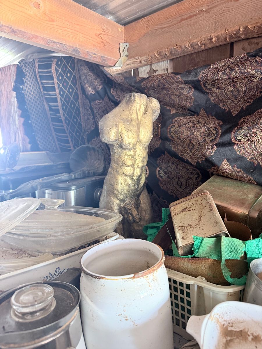 Estate sale item