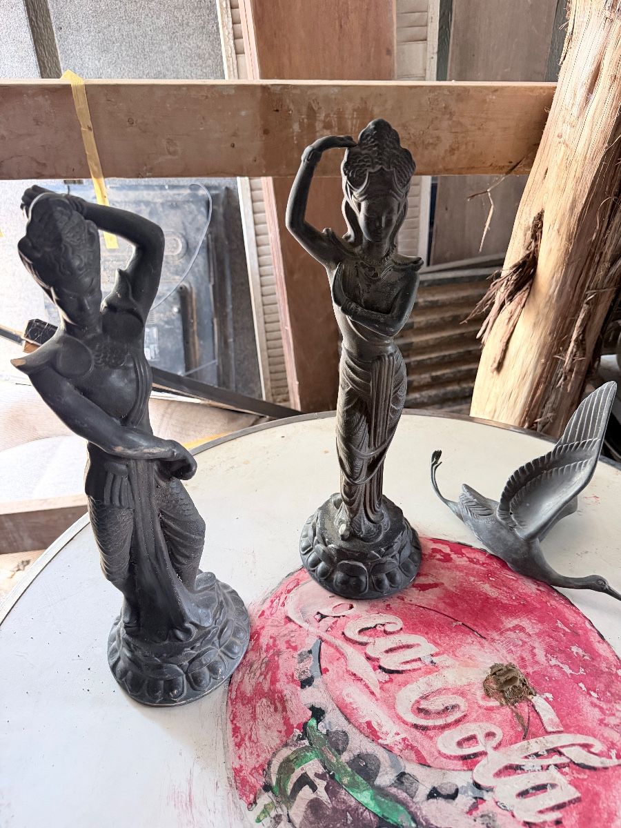 Estate sale item