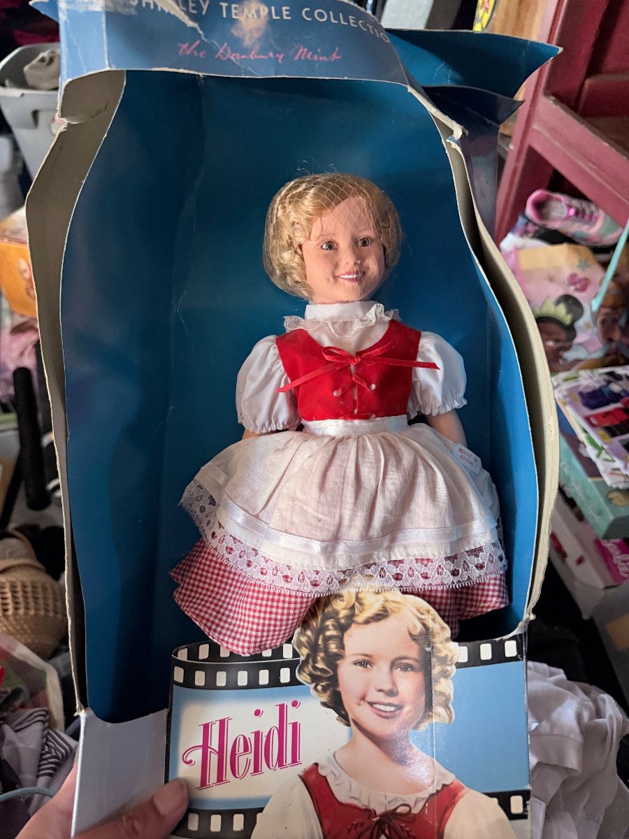Rockdale TX estate sale – antiques and collectibles