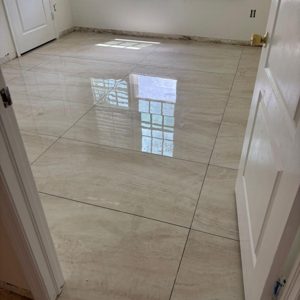 Sarasota Florida Tile Looks Like Wood