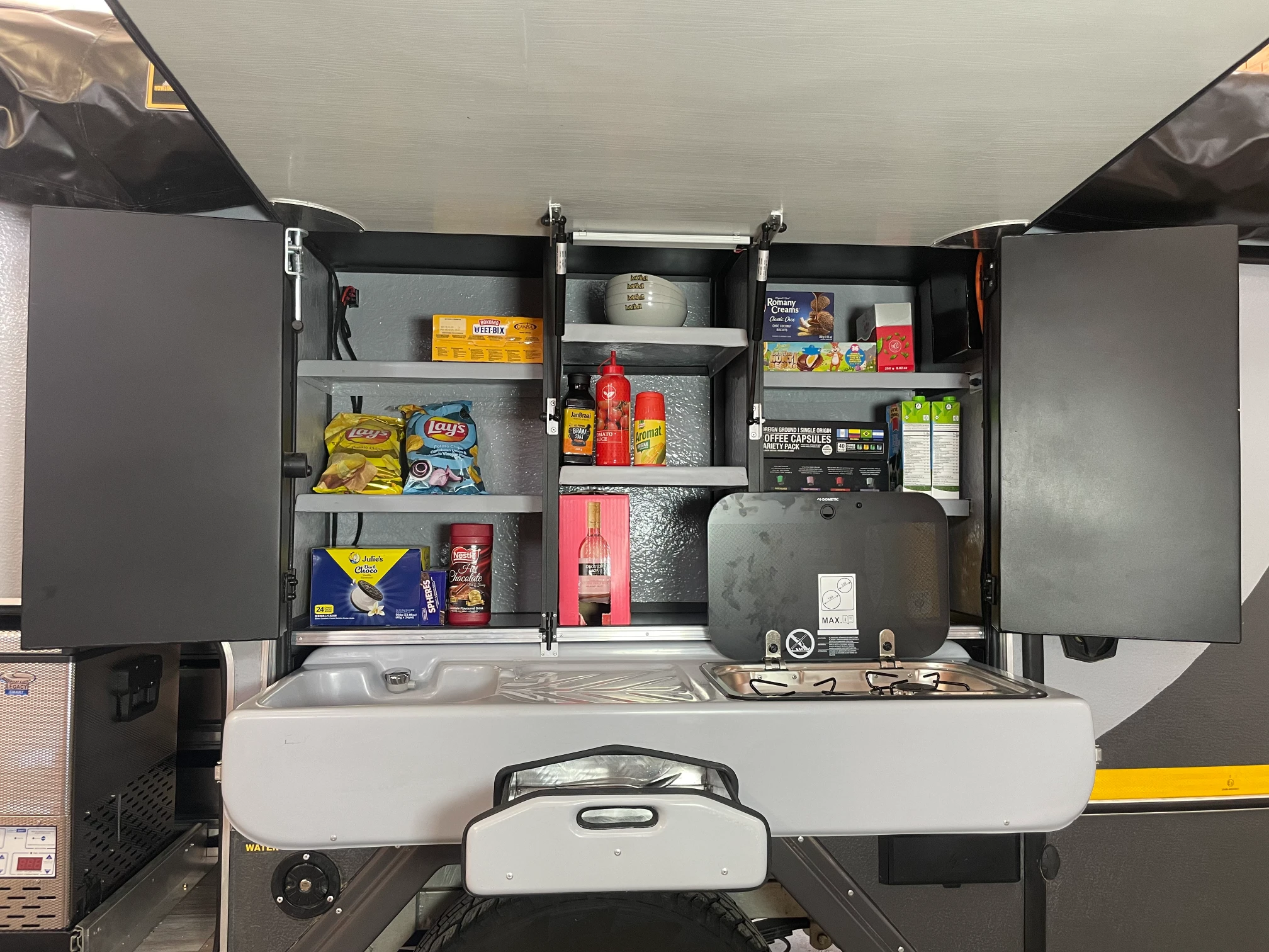 VentureVan kitchen unit