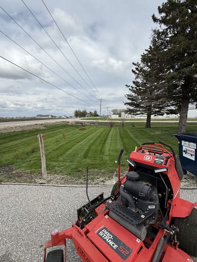 {{ custom_values.service_1 }} in {{custom_values.area_2})