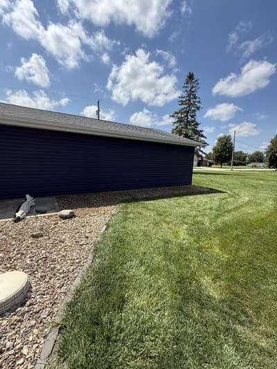 {{ custom_values.service_3 }} in {{custom_values.area_3})