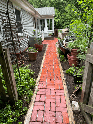 {{ custom_values.service_4 }} in {{custom_values.area_2})