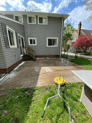 {{ custom_values.service_1 }} in {{custom_values.area_5})