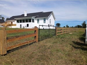 commercial fencing in Dothan