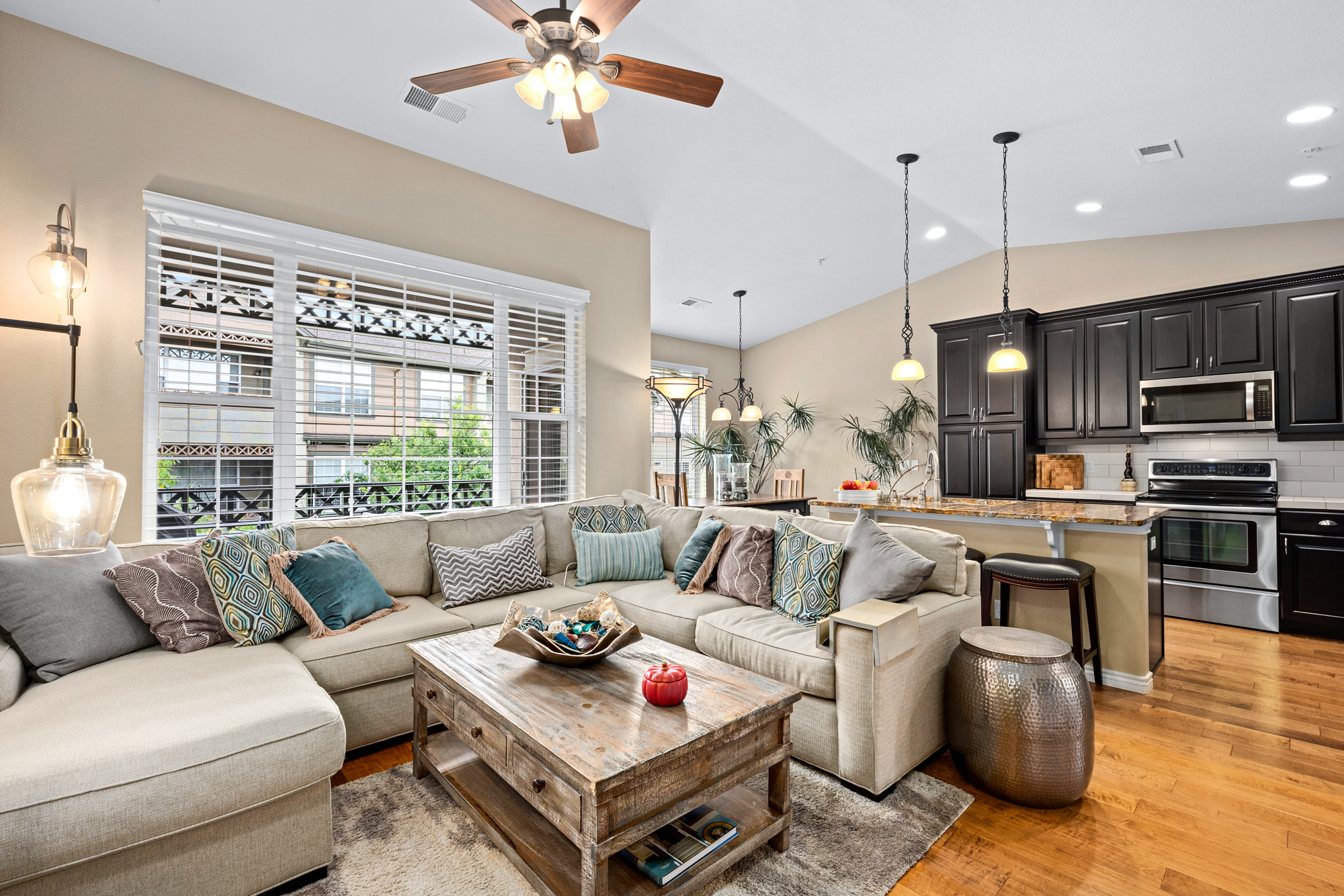 Living area for 11973 W Long Cir #202 Littleton CO Living area for 11973 W Long Cir #202 Littleton CO