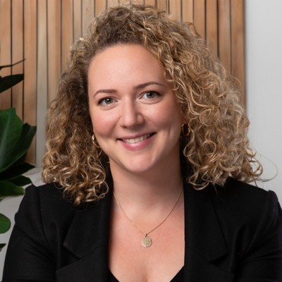 Delphine Larvoire