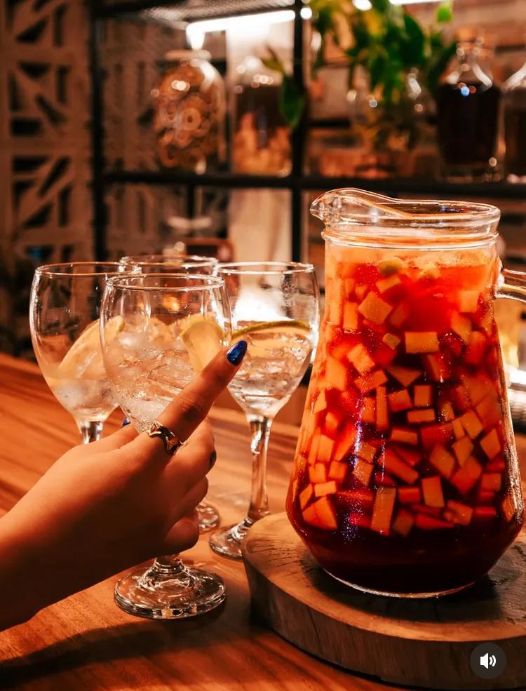 Jarra De Sangr&iacute;a