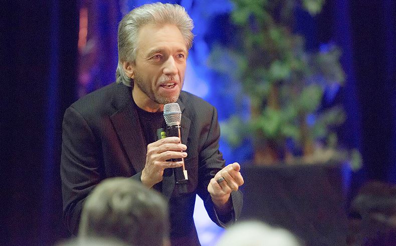 Gregg Braden leading a spiritual transformation retreat