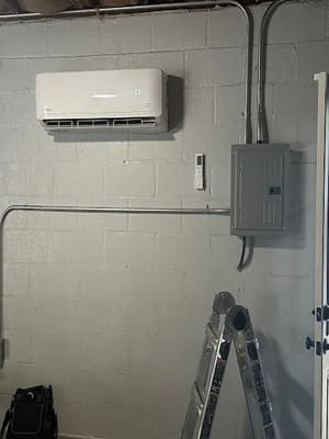 {{ custom_values.service_1 }} in {{custom_values.area_7})