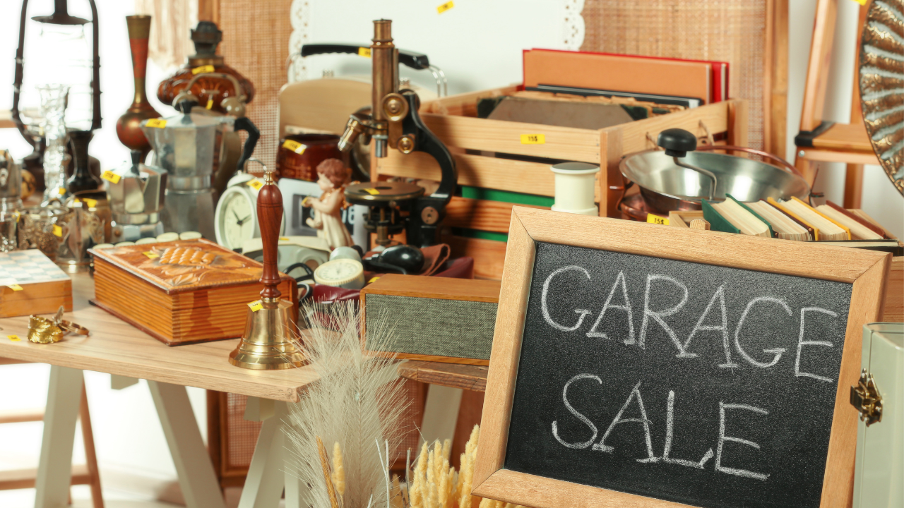 Garage Sale Downsize