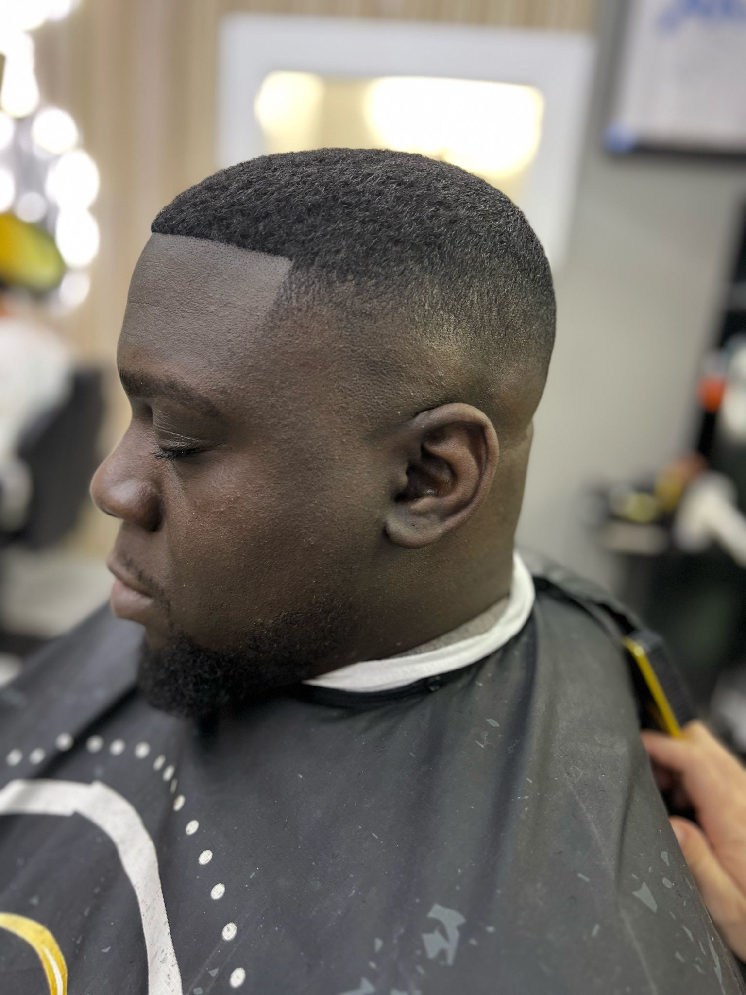 Real haircut by Le Varón Barbershop, Orlando