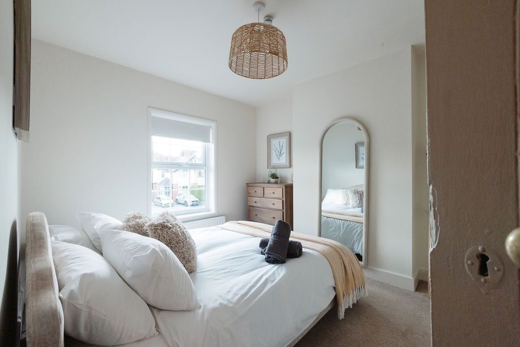 Chester 3BR Cottage - View 17