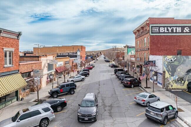 Asphalt Sealcoating in Cheyenne