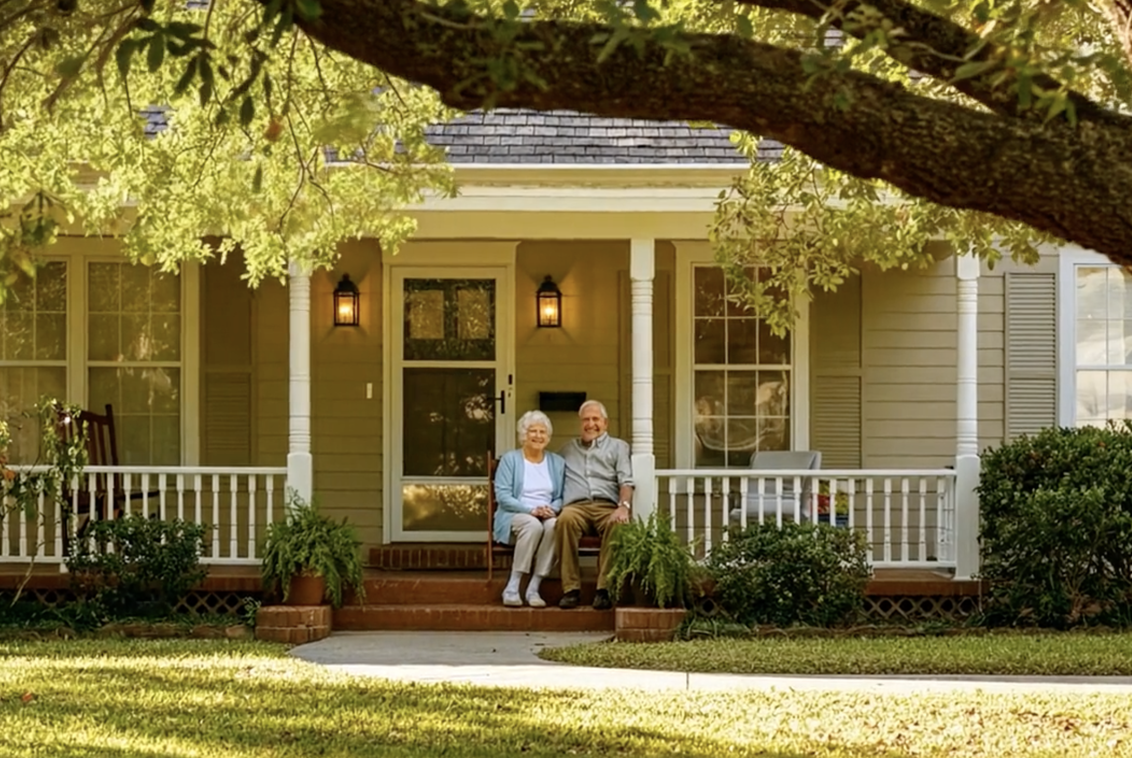 SRES certified real estate agent consulting with senior homeowner in Charlotte NC SRES certified real estate agent consulting with senior homeowner in Charlotte NC