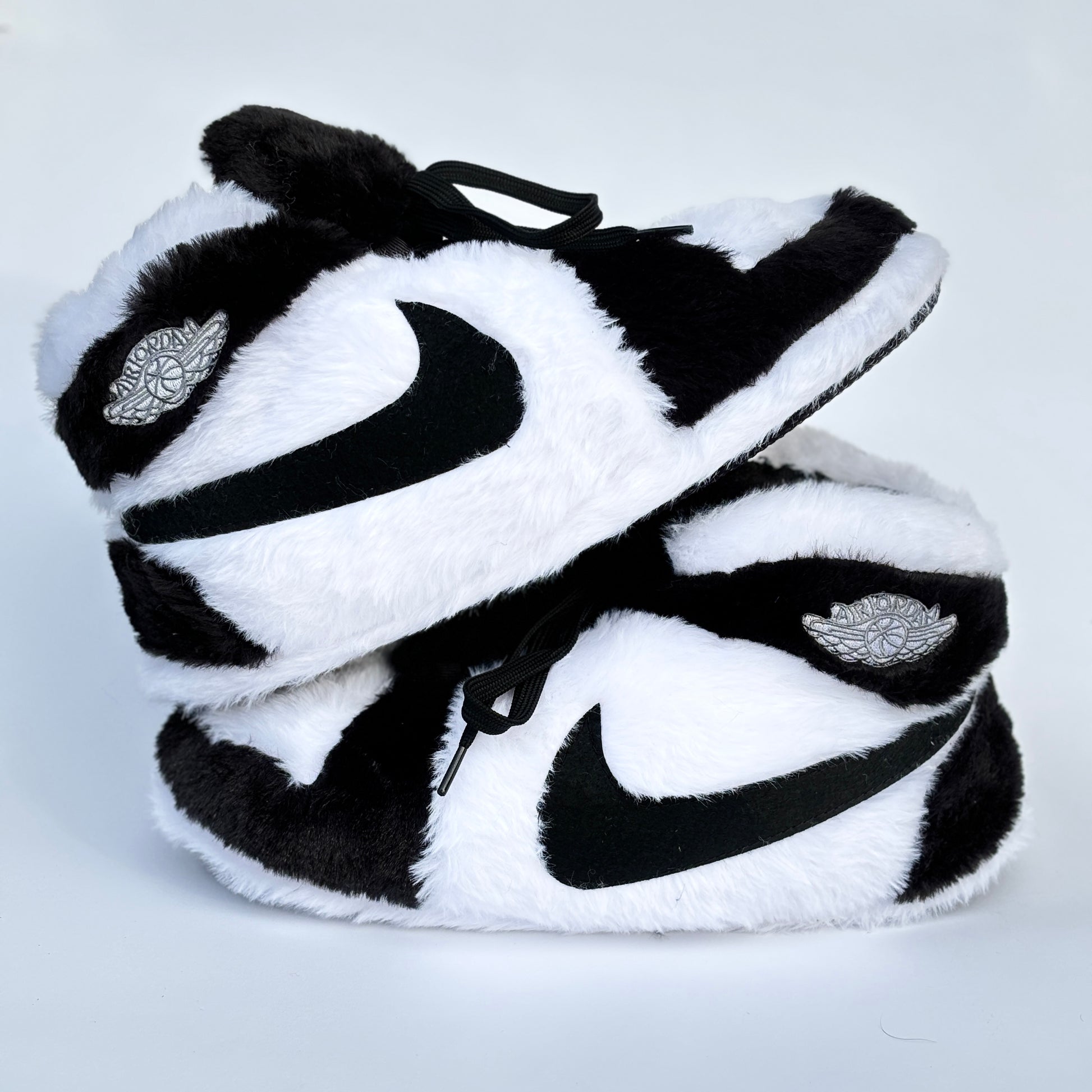 Jordan 1 Classic Black & White