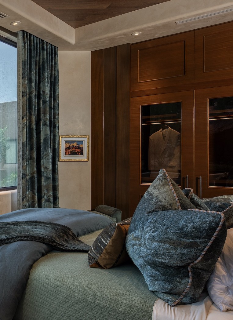 Luxury bespoke woodwork detail