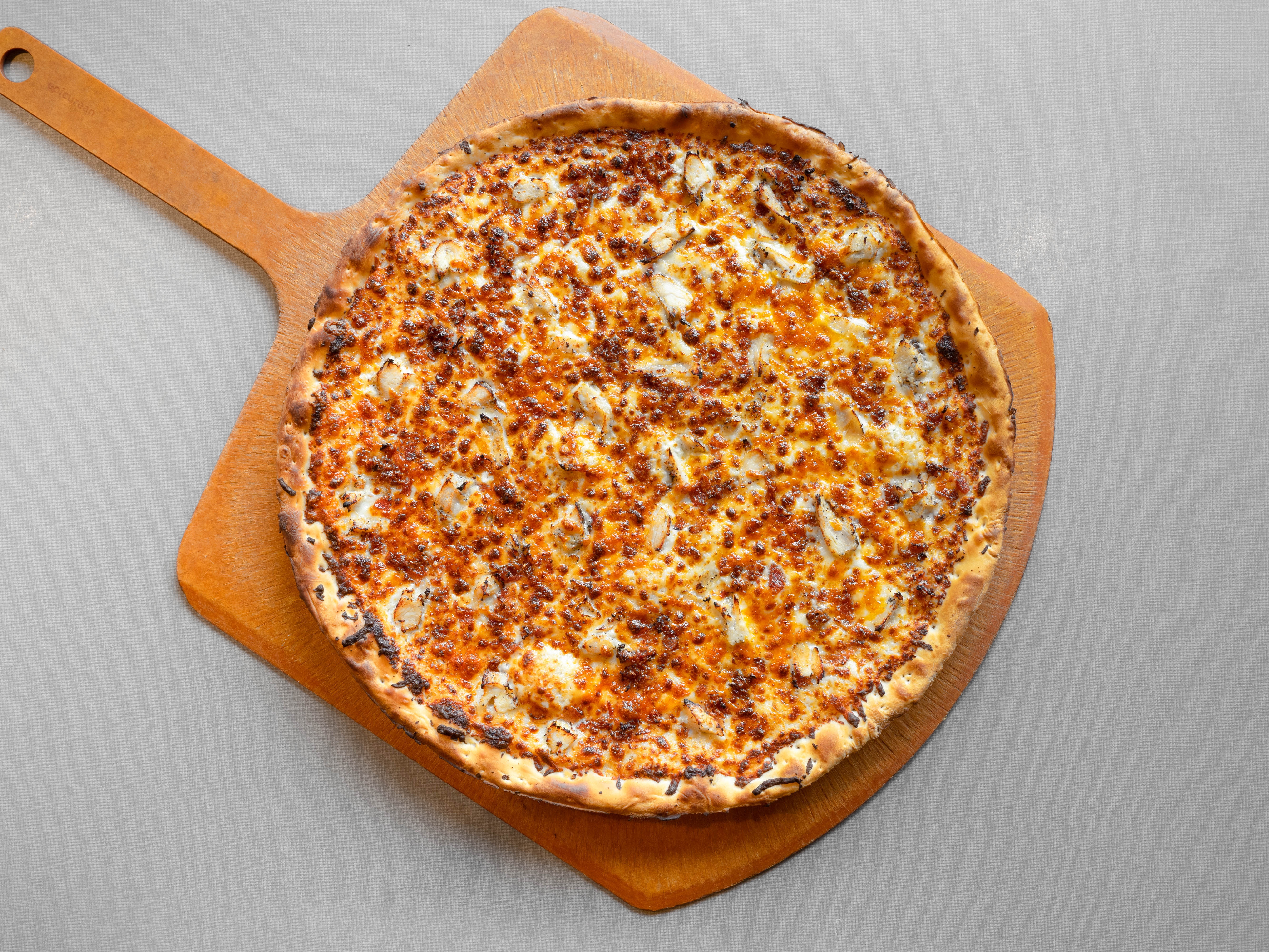 Slice pull, cheese stretching
