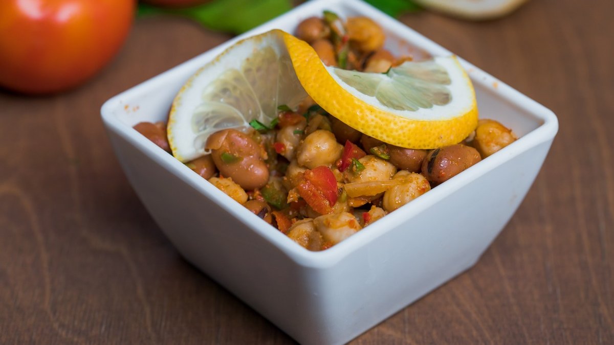 Mix Hummus Ful Salad