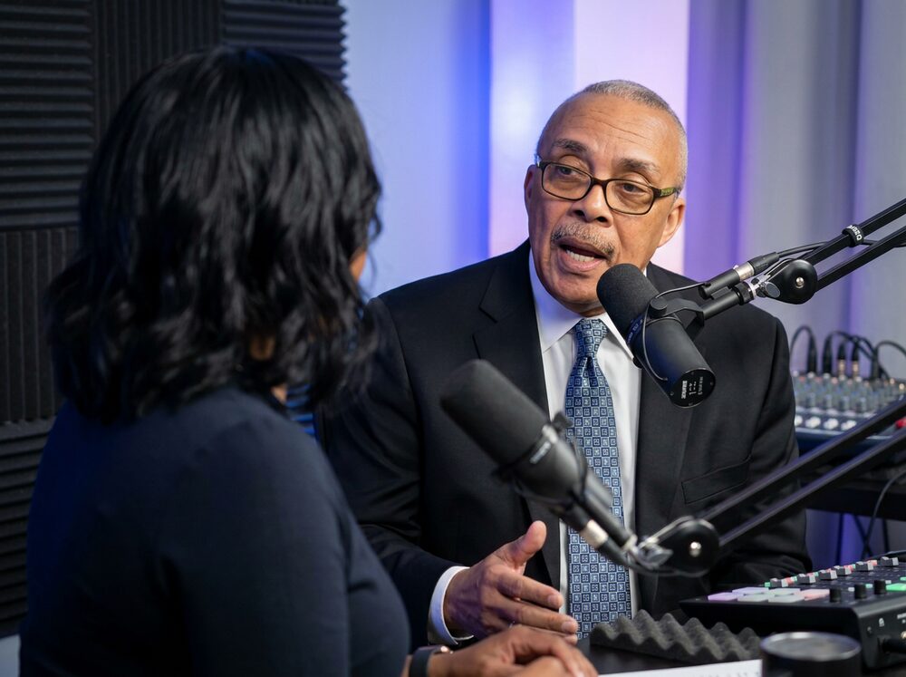Gary O. Shelton in conversation with a podcast host