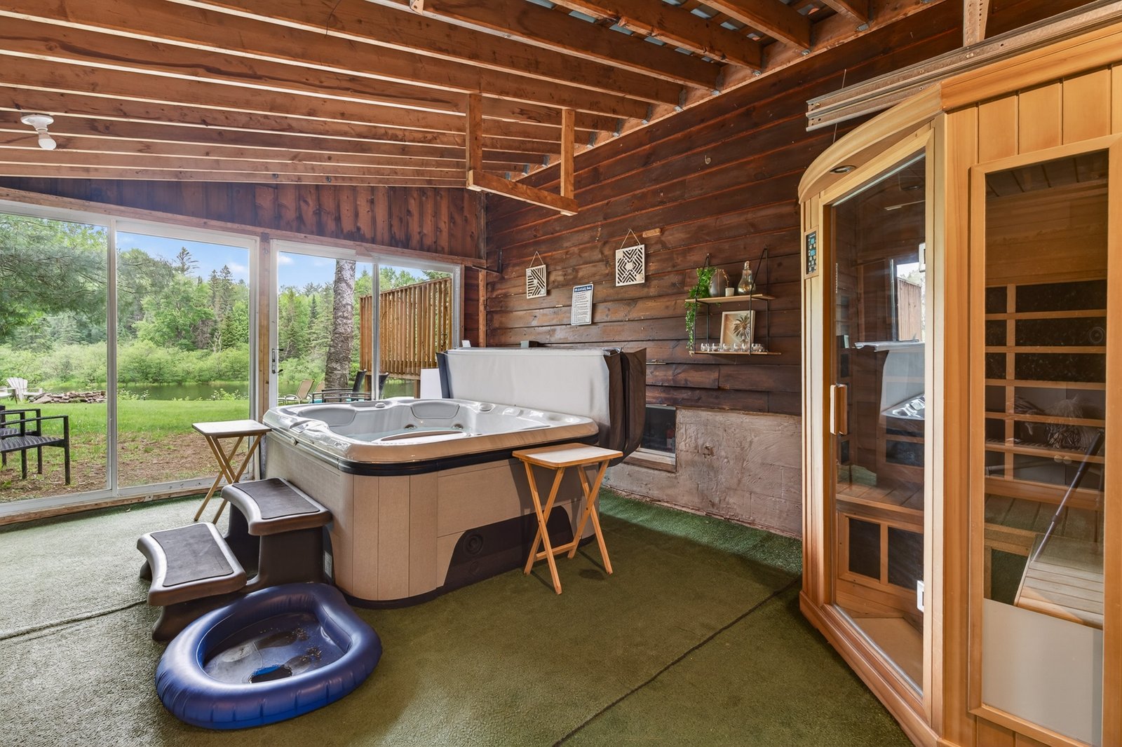 Private hot tub and sauna