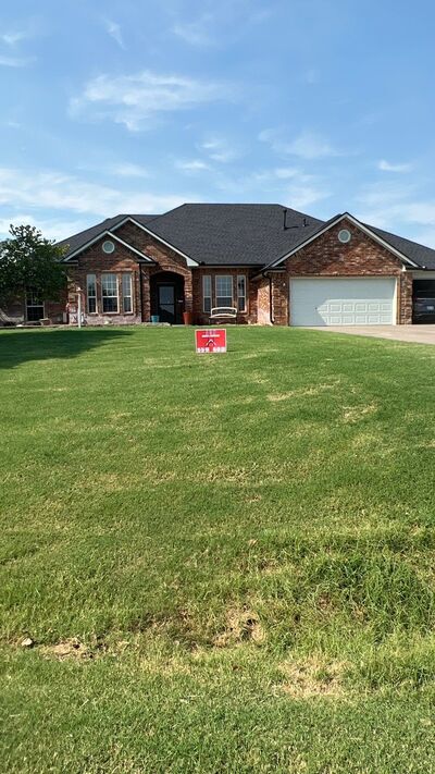 {{ custom_values.service_1 }} in {{custom_values.area_1})