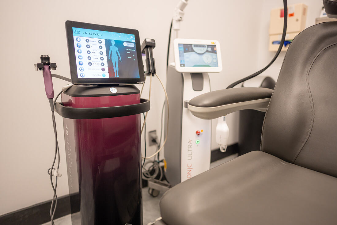 Provider performing aesthetic consultation
