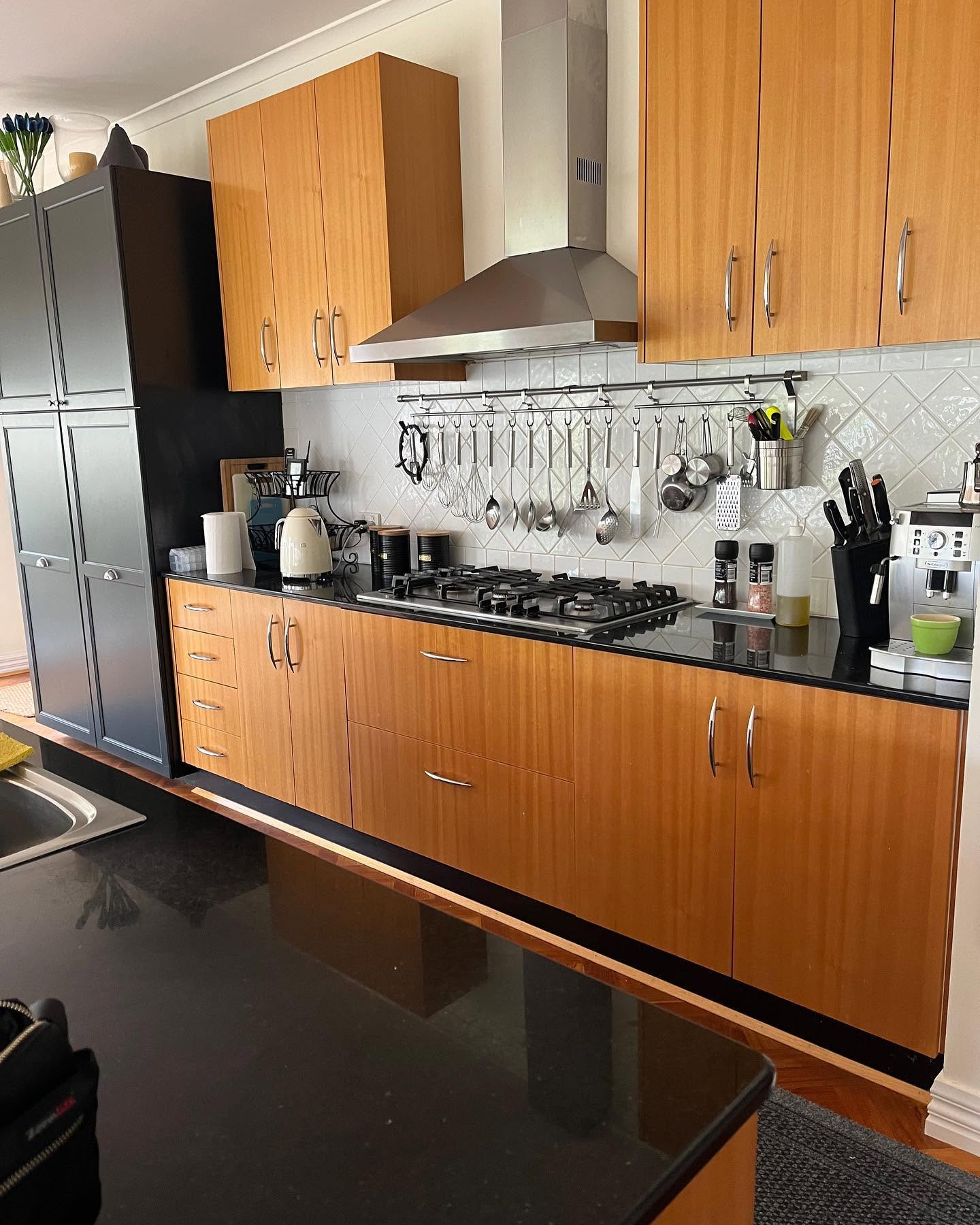 Kitchen before refresh