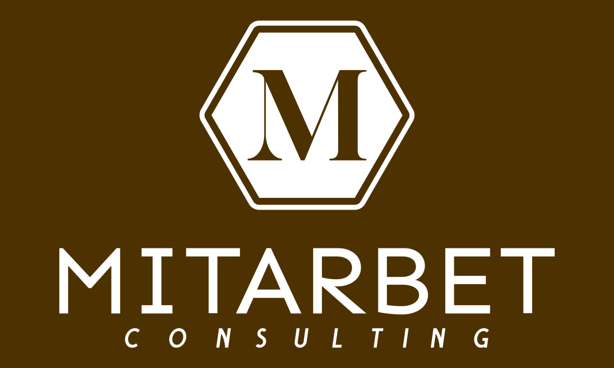 Paul Hinds business logo