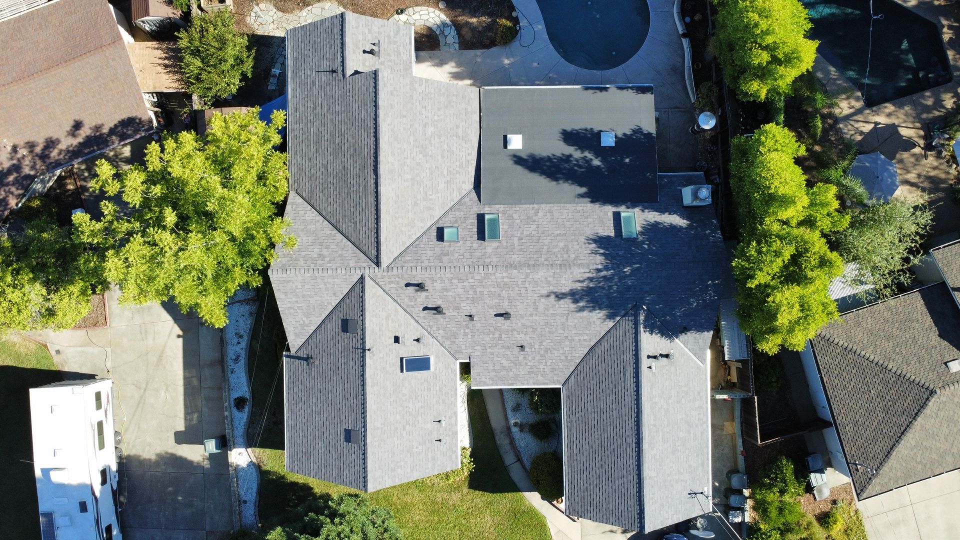 Larios Roofing serving Whitney Oaks Stanford Ranch and Rocklin master-planned communities