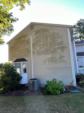 Soaked & Soaped Power Washing before cleaning — Rhode Island