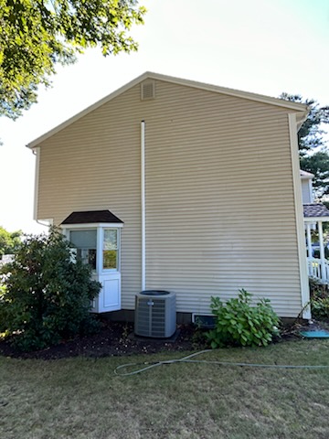 Soaked & Soaped Power Washing after cleaning — Rhode Island