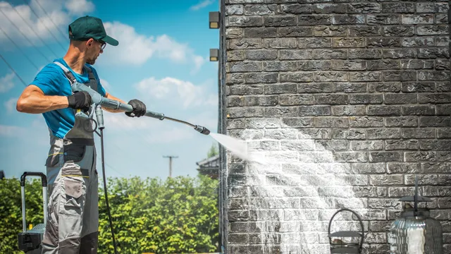 Professional house soft wash service in Cumberland RI
