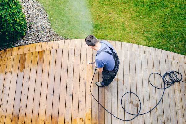 Professional deck cleaning service in Rhode Island