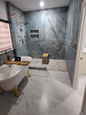 {{ custom_values.service_3 }} in {{custom_values.area_3})