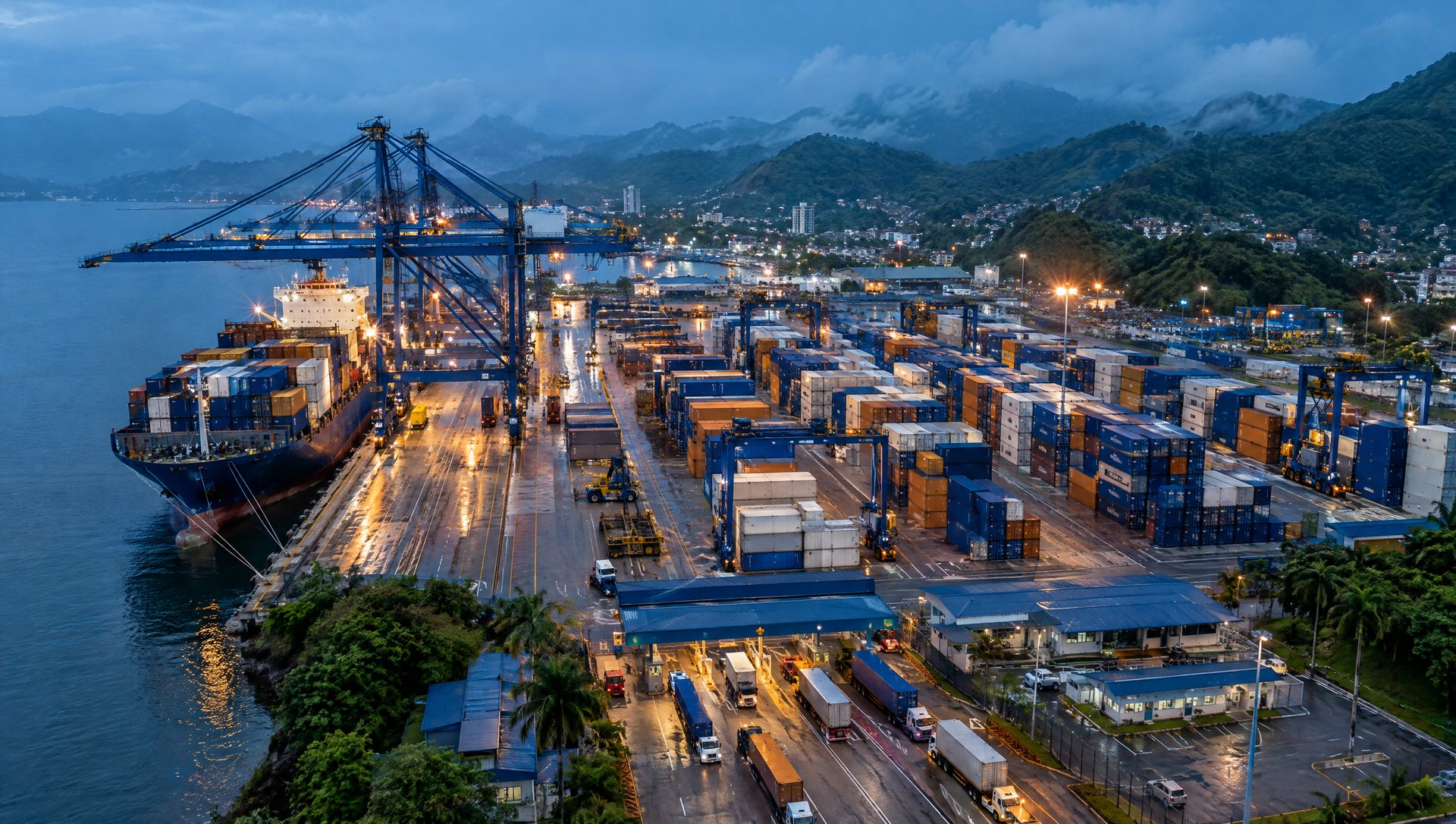 Puerto de carga marítimo en Colombia
