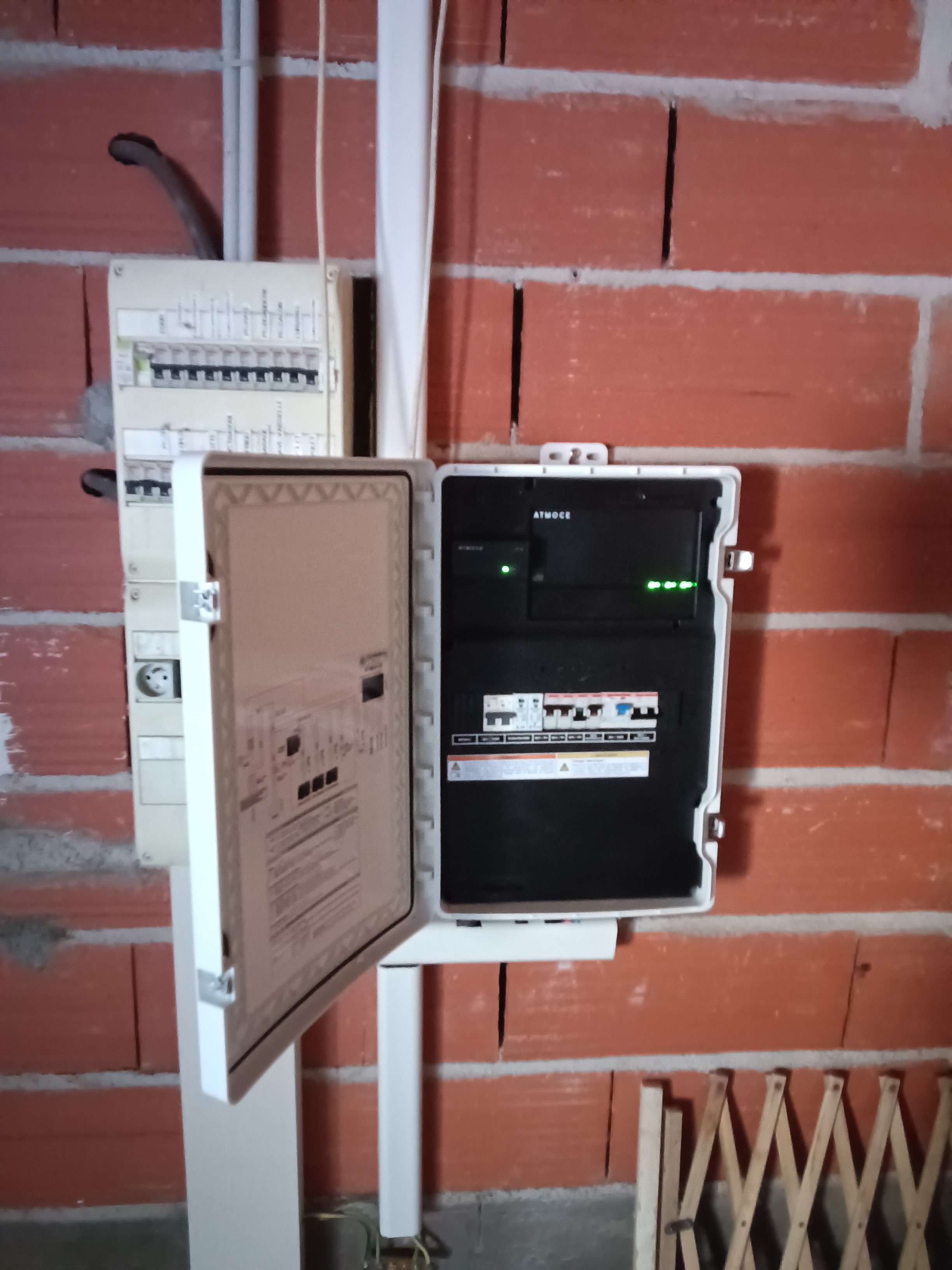 Une installation photovoltaïque doit être étudiée en fonction de la production et des habitudes de consommation Une installation photovoltaïque doit être étudiée en fonction de la production et des habitudes de consommation