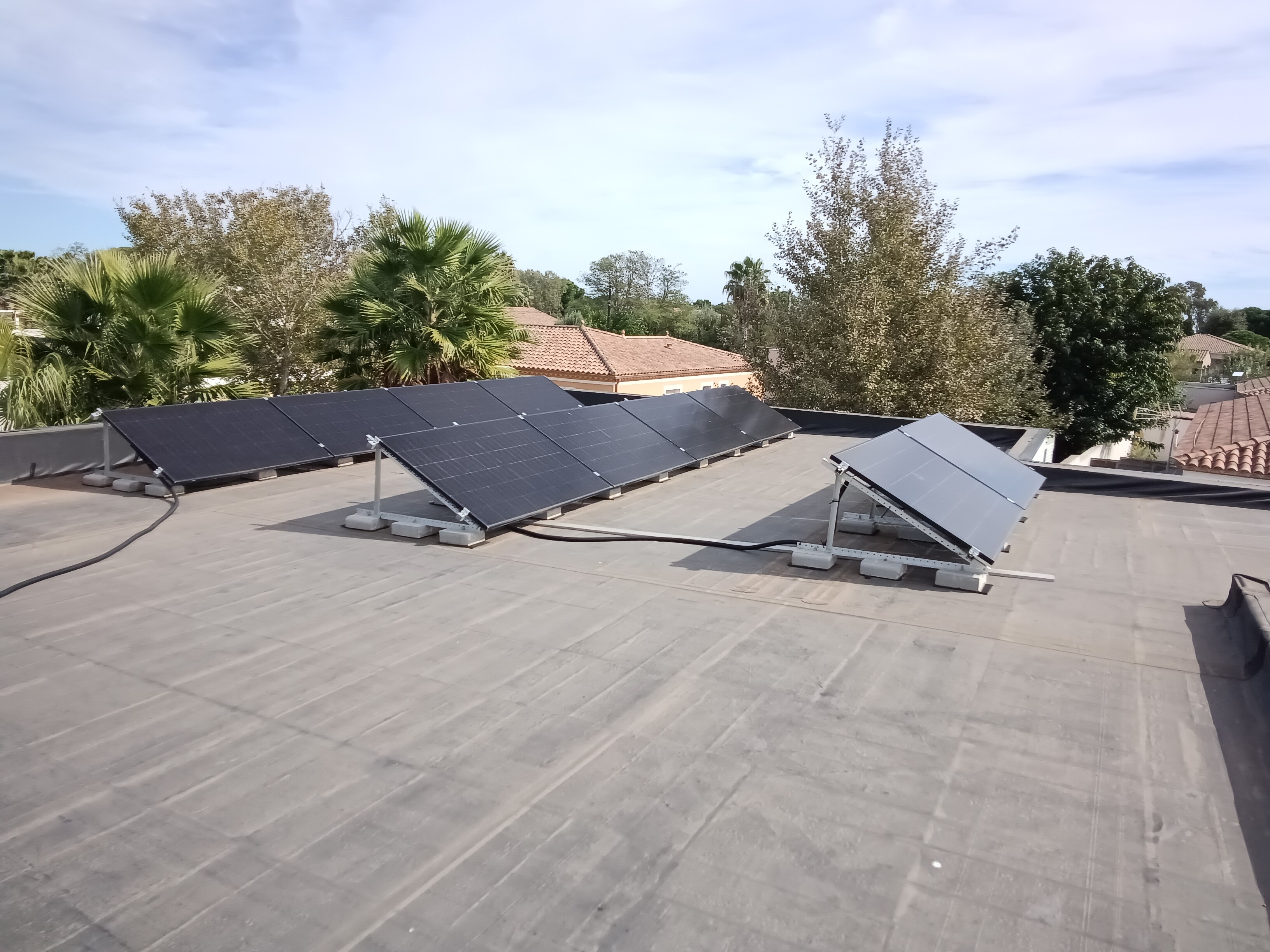 Grêle et vent fort : faut-il vérifier ses panneaux solaires ?