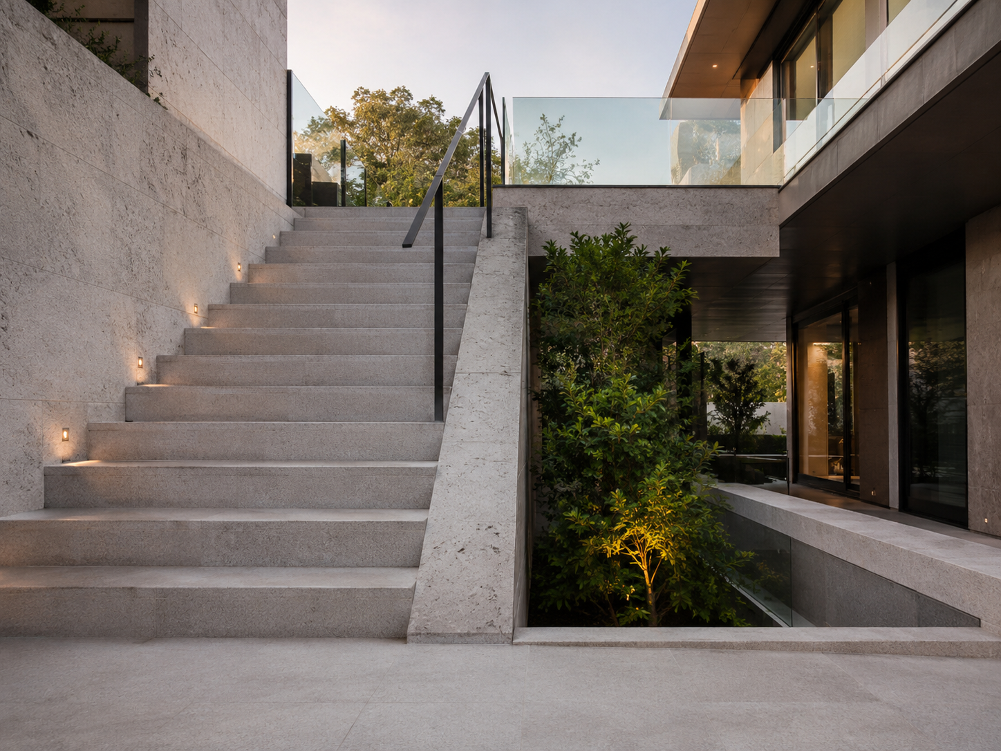 Escalera exterior de cantera natural