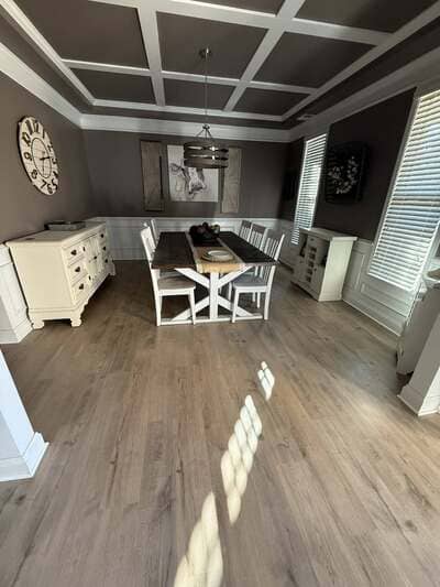 {{ custom_values.service_1 }} in {{custom_values.area_3})