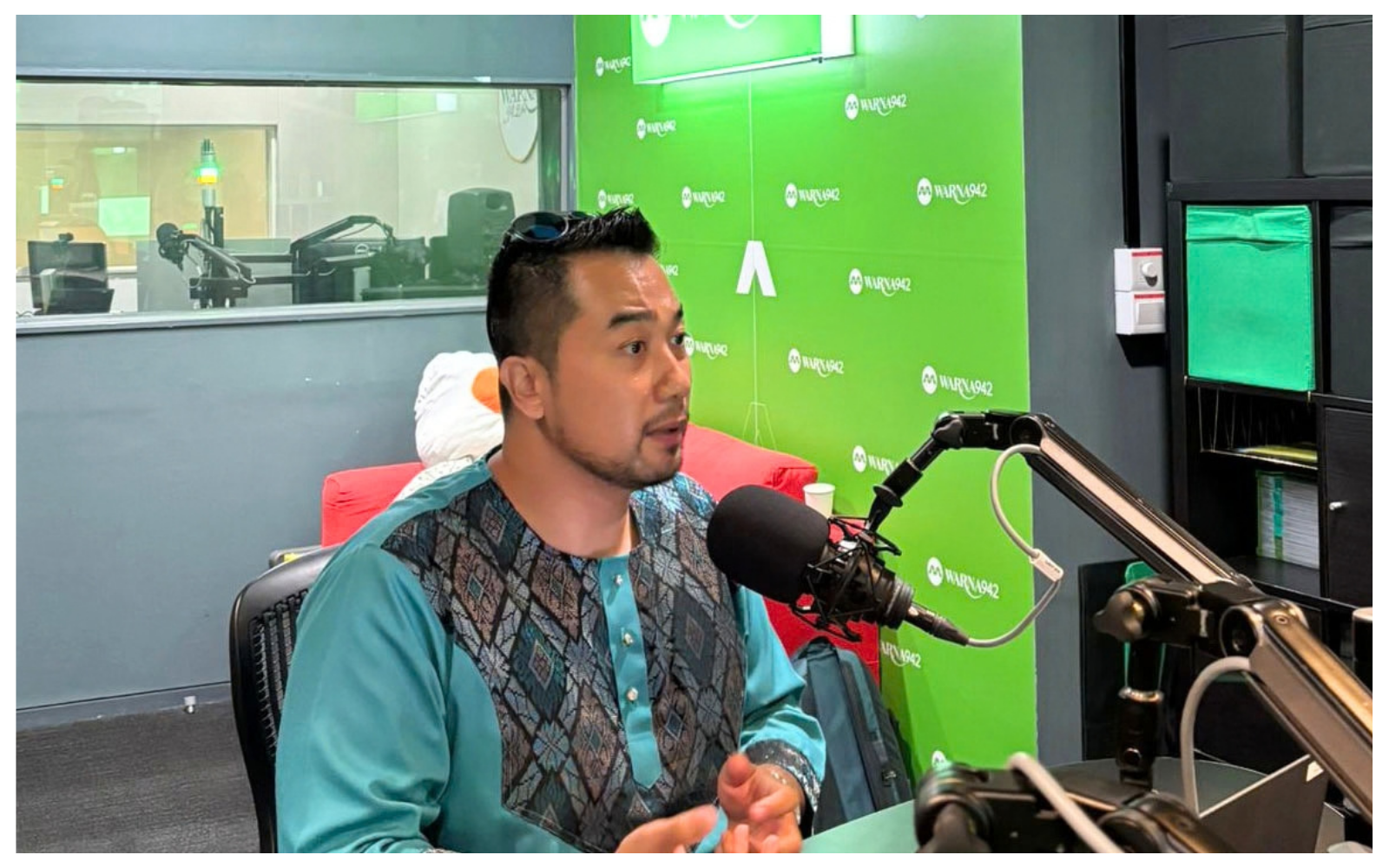 Warna 94.2FM #TamuWarnaVista