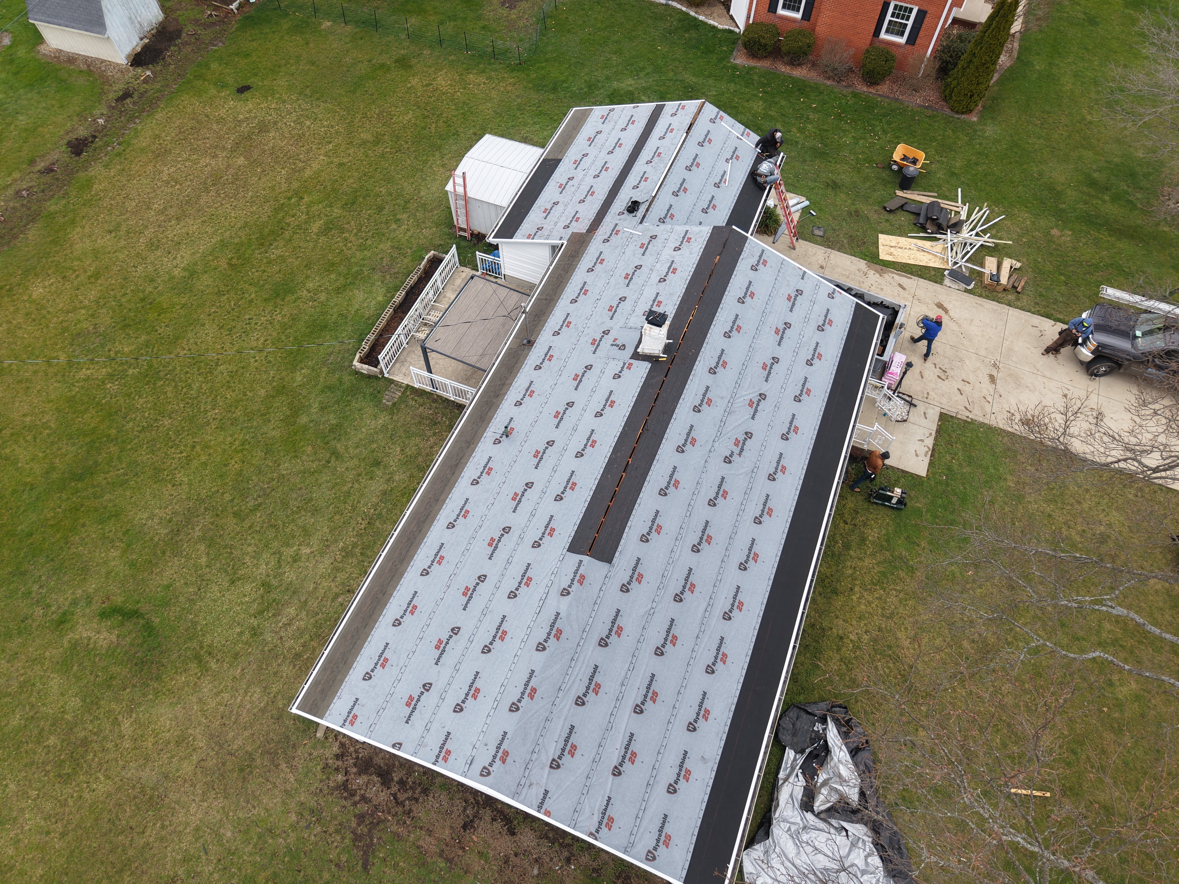 Roof replacement in Shelby, OH by Weikles Roofing - photo 6