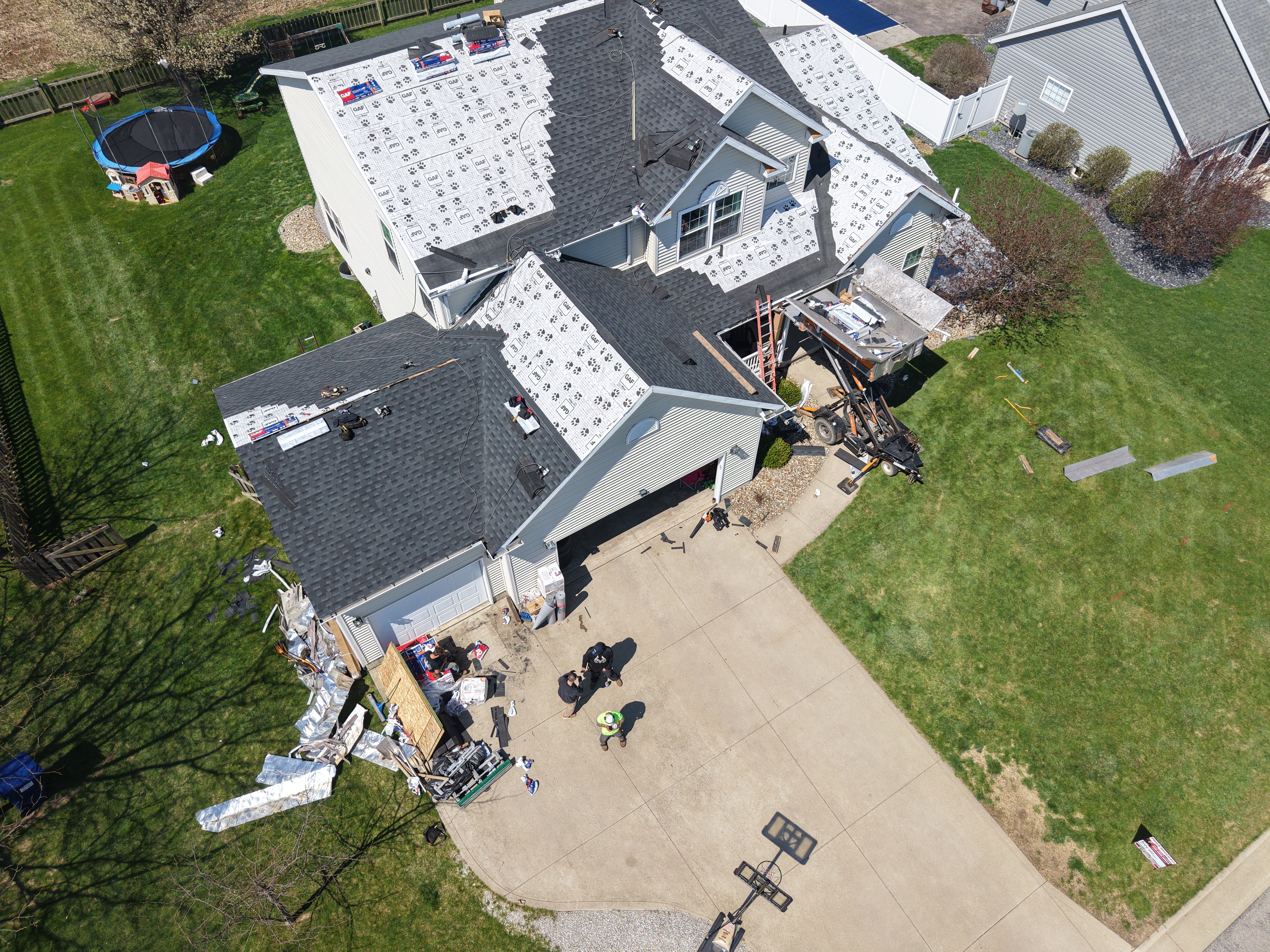 Roofing in Shelby, OH by Weikles Roofing - photo 3 Roofing in Shelby, OH by Weikles Roofing - photo 3